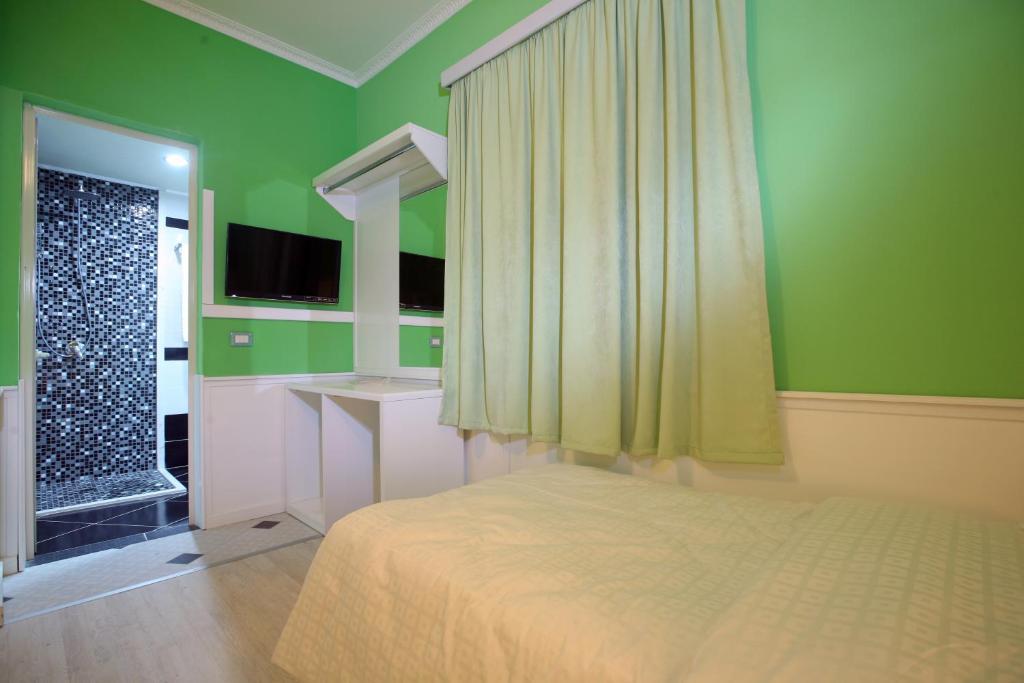 Hotel Kastria Tirana Zewnętrze zdjęcie