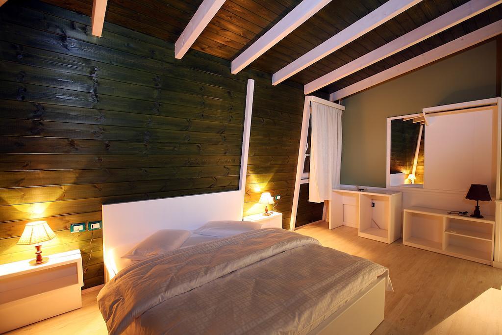 Hotel Kastria Tirana Zewnętrze zdjęcie