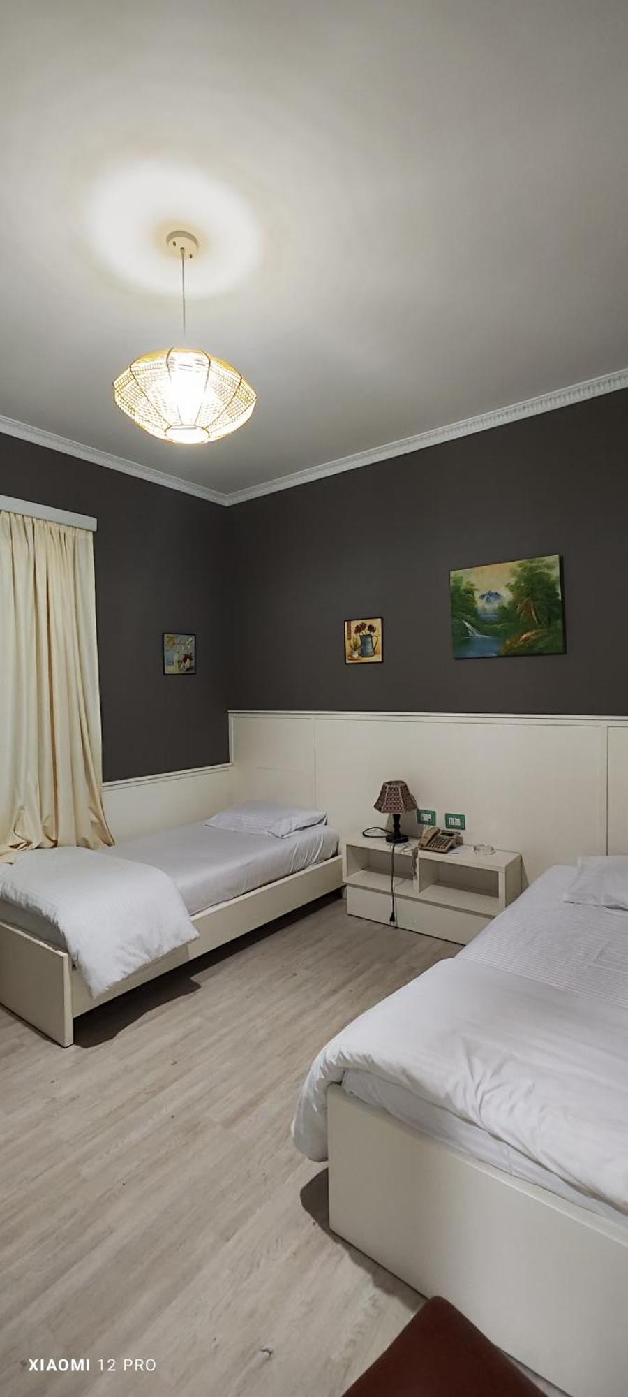 Hotel Kastria Tirana Zewnętrze zdjęcie