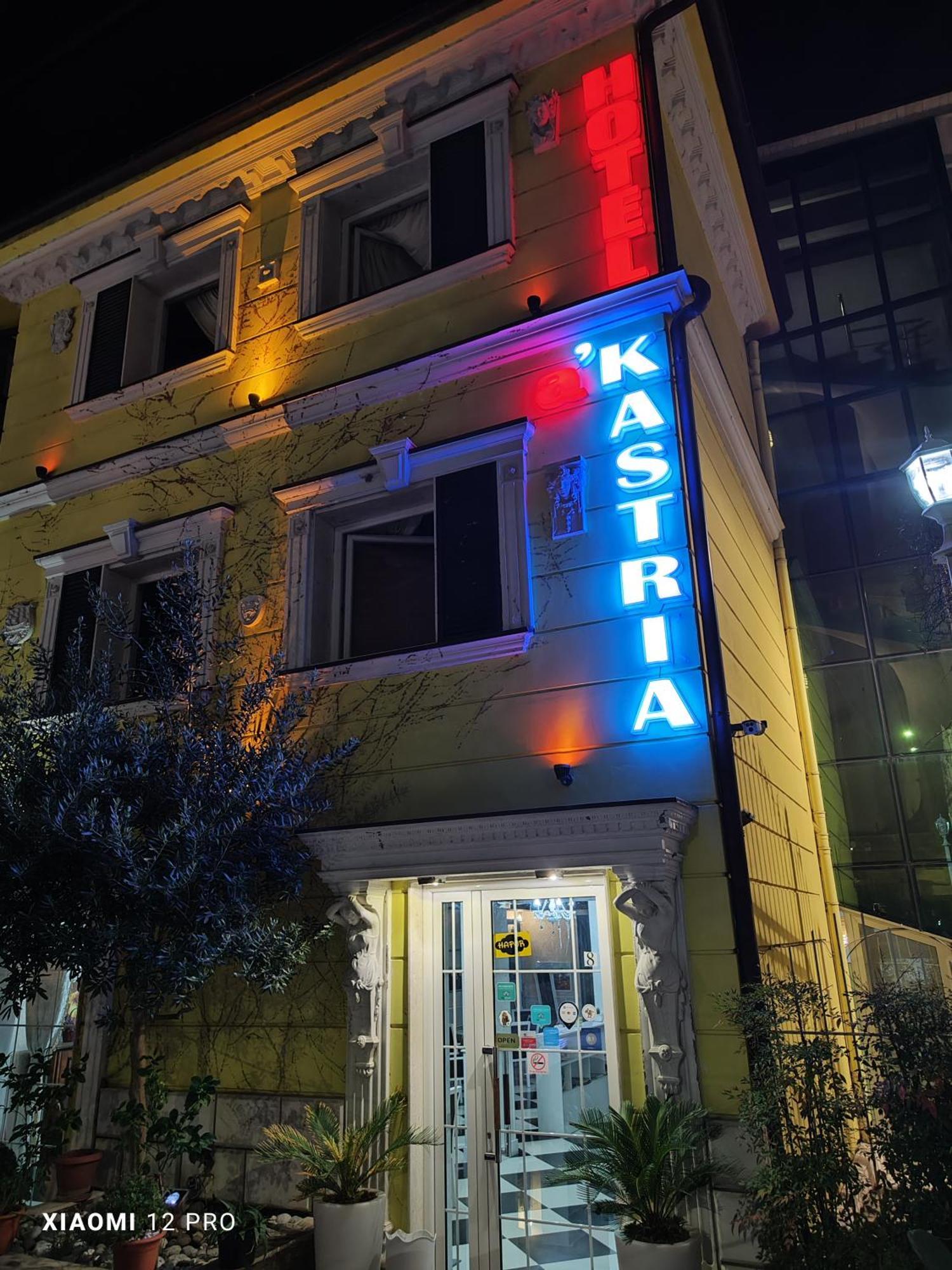 Hotel Kastria Tirana Zewnętrze zdjęcie