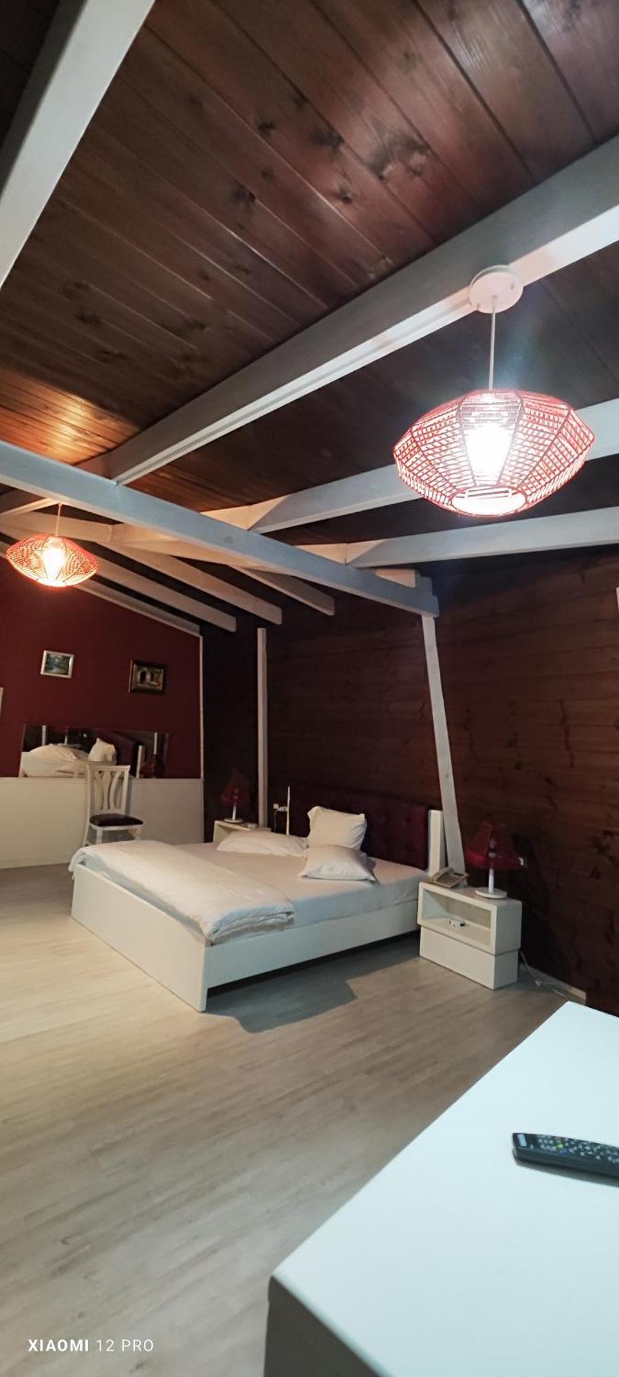 Hotel Kastria Tirana Zewnętrze zdjęcie