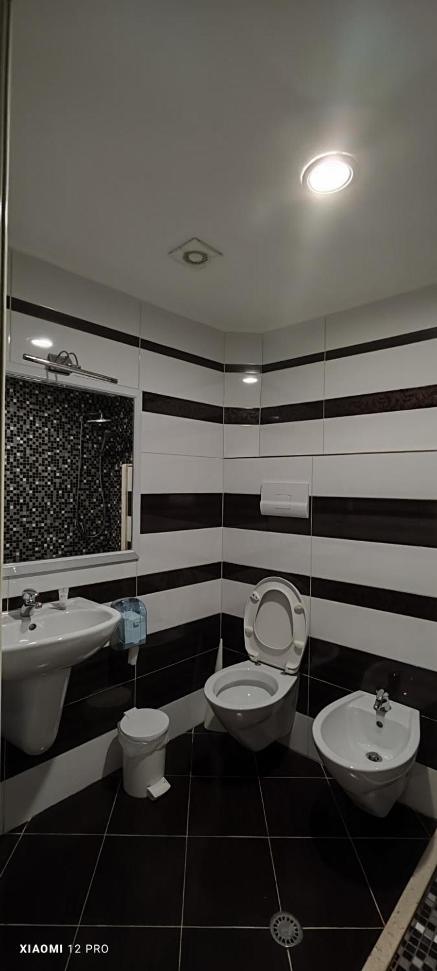 Hotel Kastria Tirana Zewnętrze zdjęcie